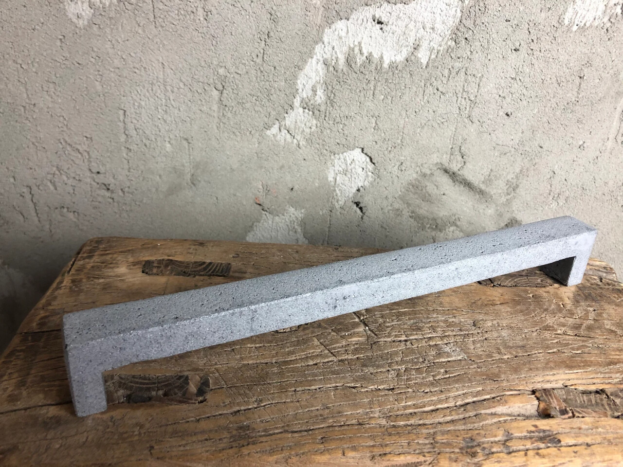 Betonové Úchytky Madla Ruční výroba - 290 mm