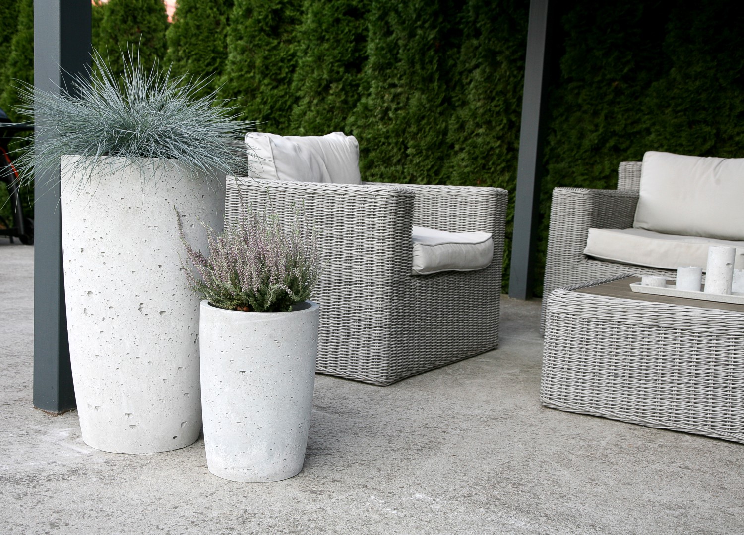 Betonový Květináč - Kulatý, střední